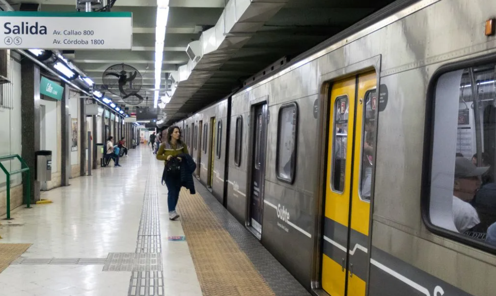 Aumenta La Tarifa Del Subte A Partir Del De Mayo Carburando